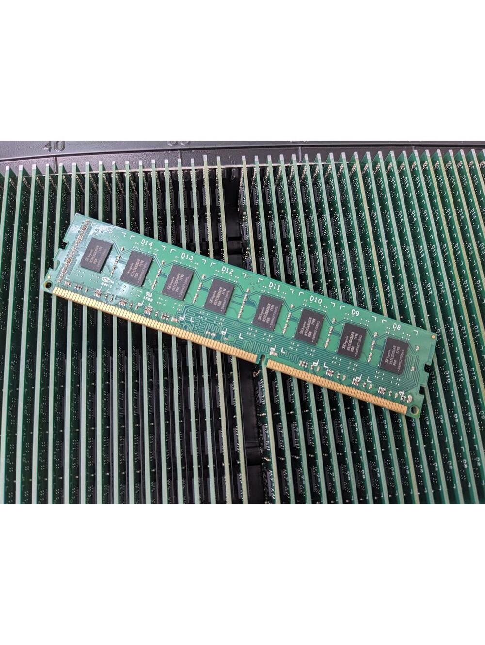 Samsung Axiom Desktop Memory 16gb (4x4GB) Computer RAM DDR3-1600 Non-ECC PC3 CN